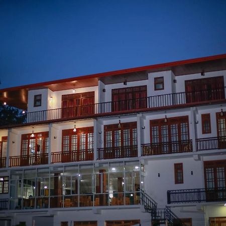 Hotel City Grand אלה מראה חיצוני תמונה