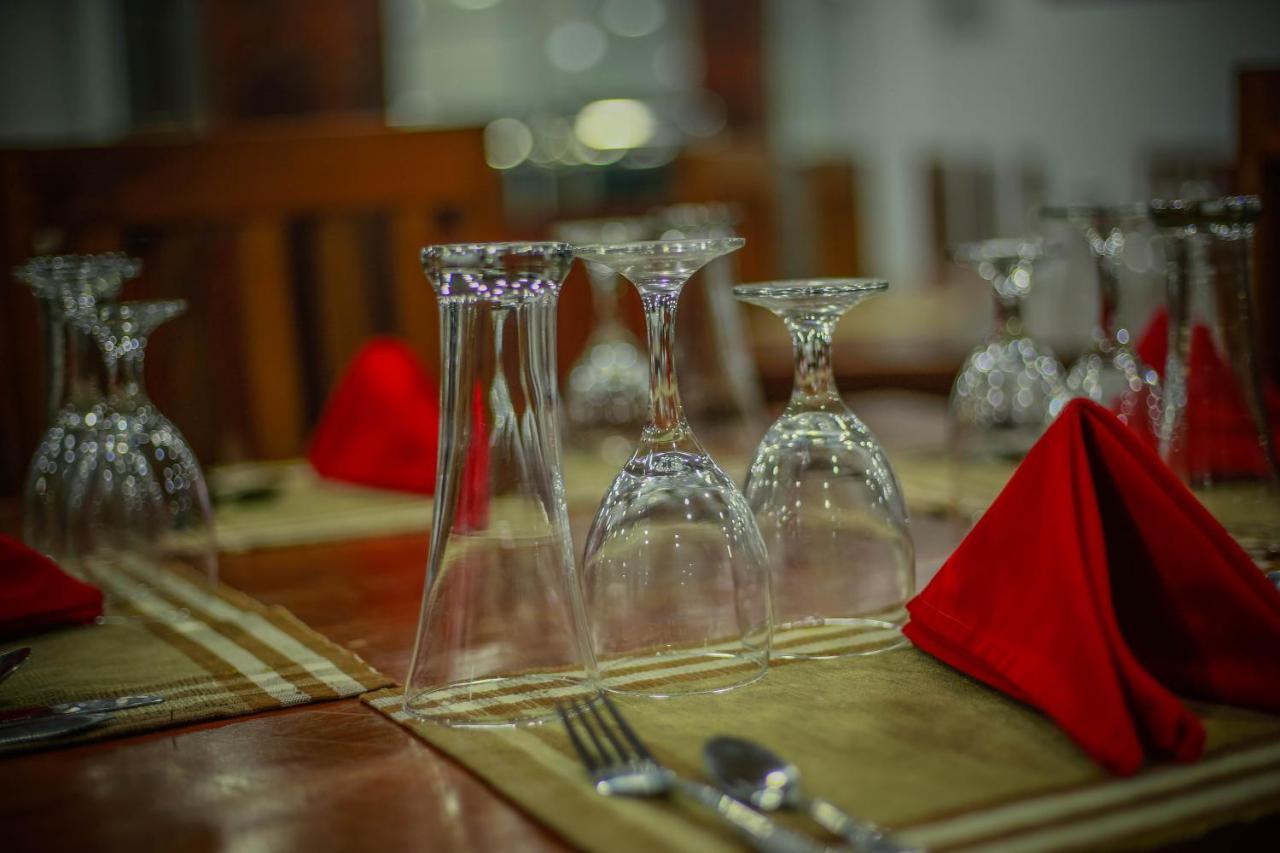 Hotel City Grand אלה מראה חיצוני תמונה